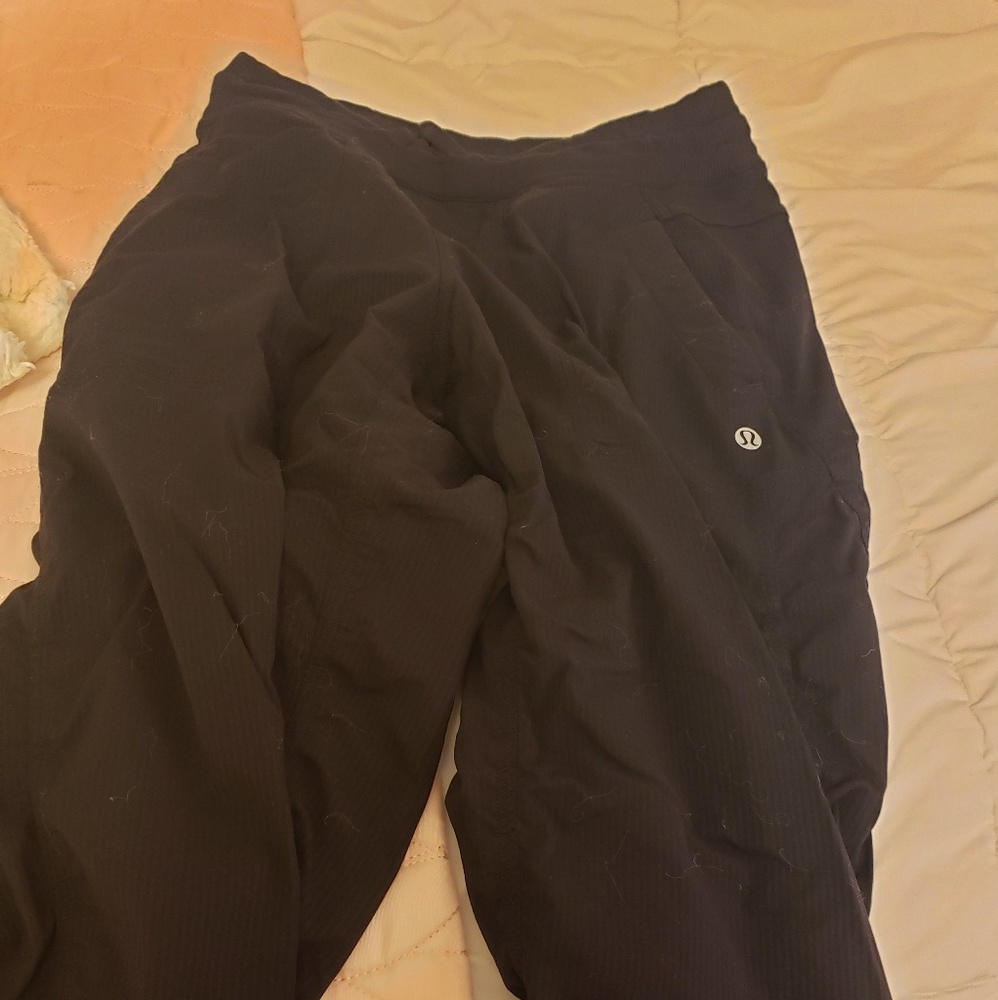 Lululemon  athletica studio lined cropped pants